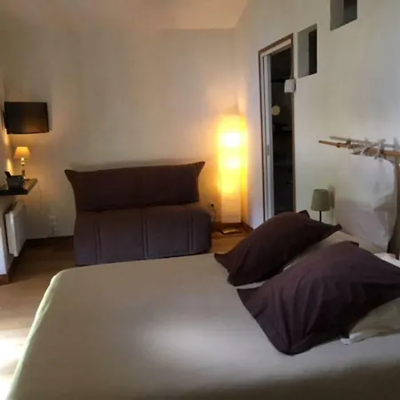 Alojamento de Acomodação e Pequeno-almoço La Tournerie *